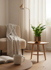 Spathiphyllum – Fleur de lune – Pot céramique bronze (Ø12 x H35 cm) - Verdeia